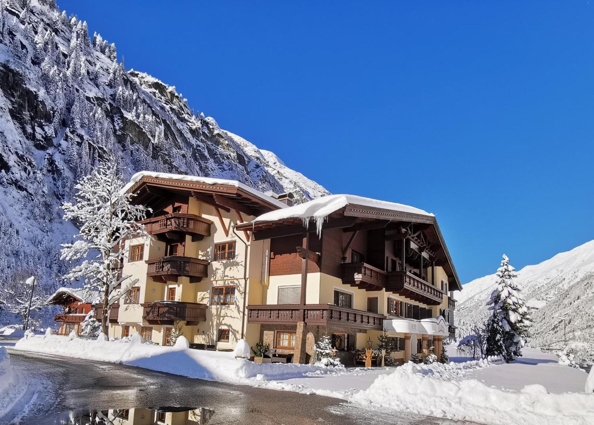 Hotel Möderle Sankt Leonhard im Pitztal Buitenkant foto
