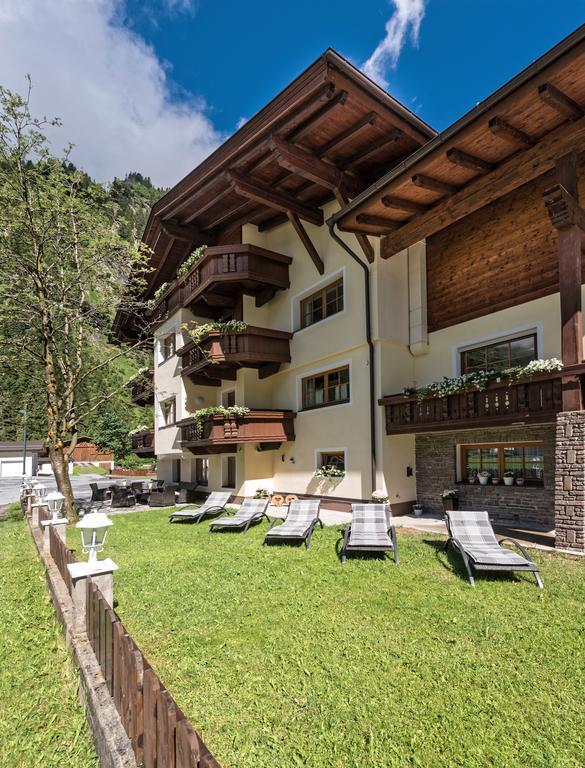 Hotel Möderle Sankt Leonhard im Pitztal Buitenkant foto