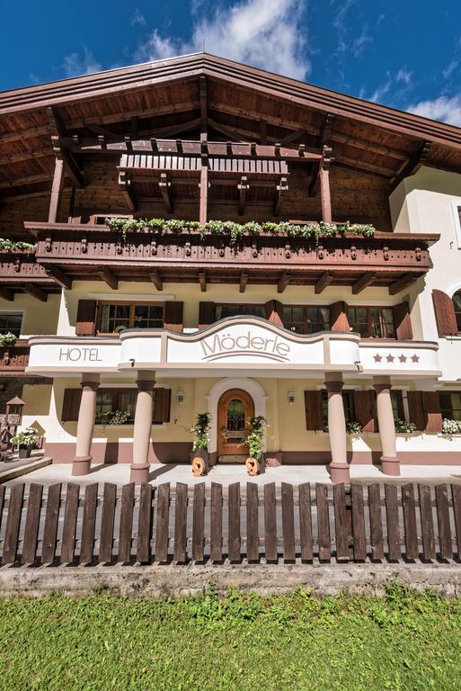Hotel Möderle Sankt Leonhard im Pitztal Buitenkant foto