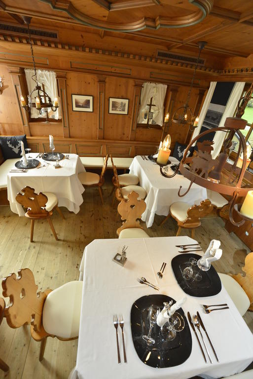 Hotel Möderle Sankt Leonhard im Pitztal Buitenkant foto