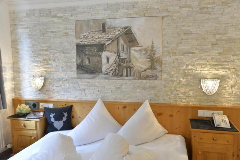 Hotel Möderle Sankt Leonhard im Pitztal Buitenkant foto