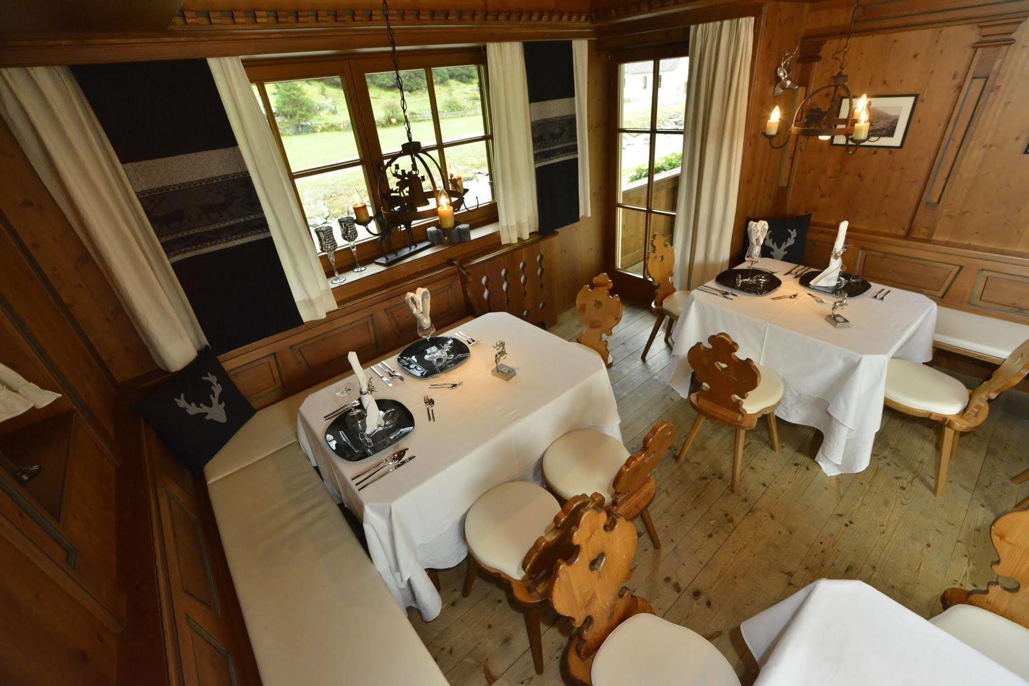 Hotel Möderle Sankt Leonhard im Pitztal Buitenkant foto
