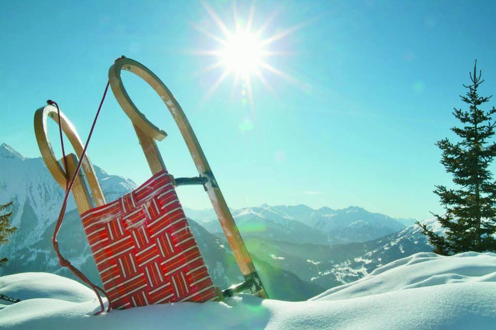 Hotel Möderle Sankt Leonhard im Pitztal Buitenkant foto