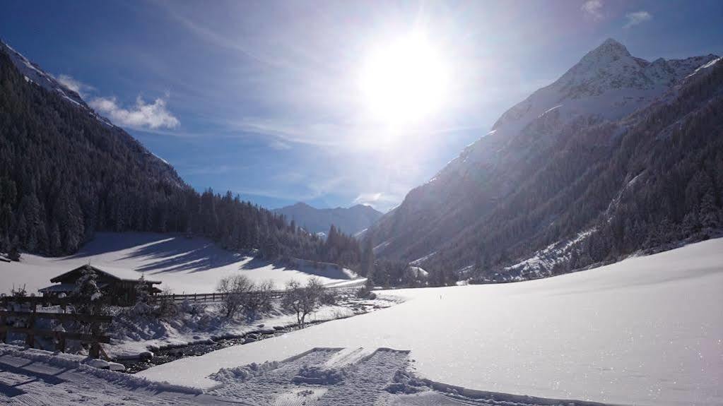 Hotel Möderle Sankt Leonhard im Pitztal Buitenkant foto