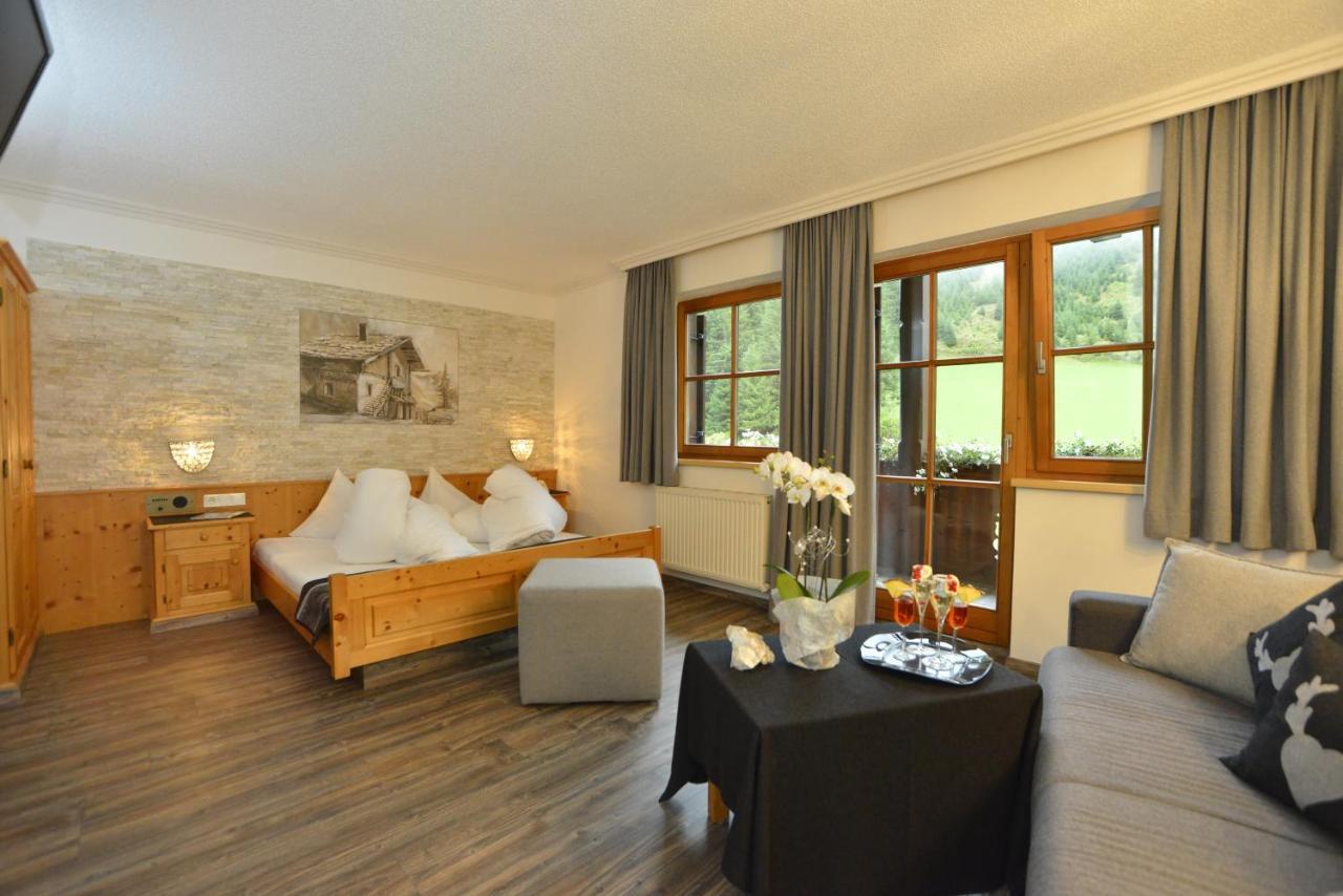 Hotel Möderle Sankt Leonhard im Pitztal Kamer foto